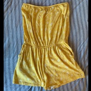 Strapless yellow floral romper Size M